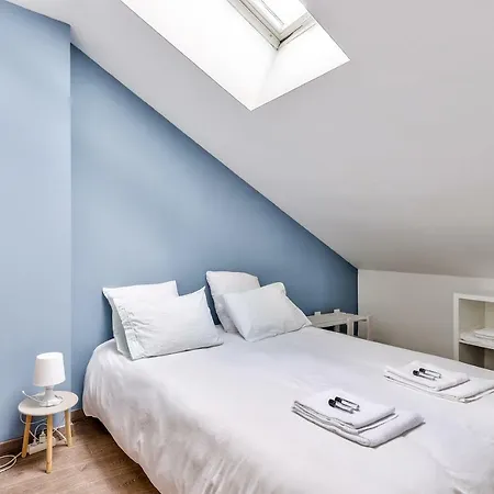 דירה Big Duplex With Parking /madeleine Champ De Mars\ נאנט